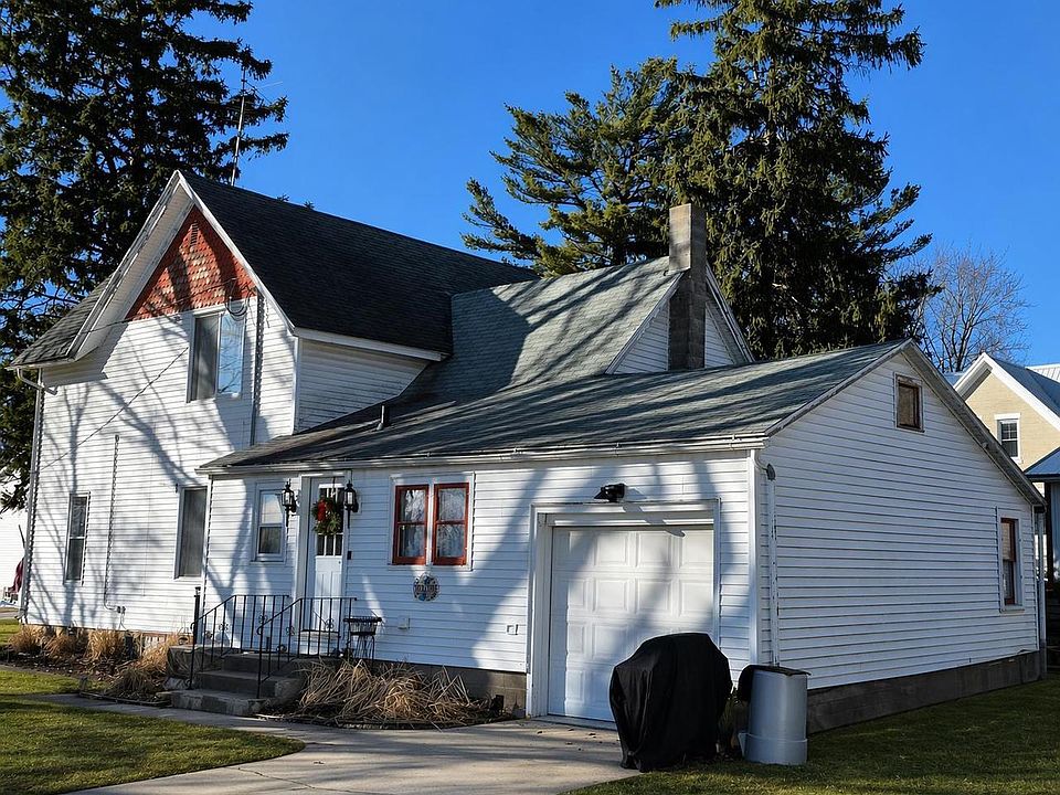 1st image of 216 Coon Prairie AVENUE