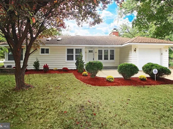 7901 Locust Ln, Fort Washington, MD 20744
