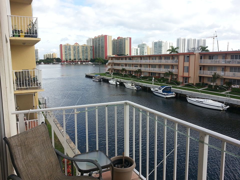 Balcony-InterCoastal Waterwa