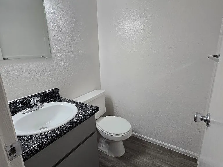 1120 S Reed St #G — Photo 4