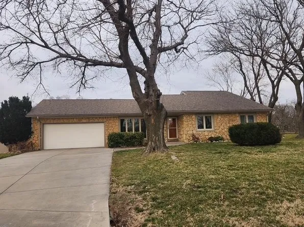 3 W South Lakeview Ct, Goddard, KS 67052