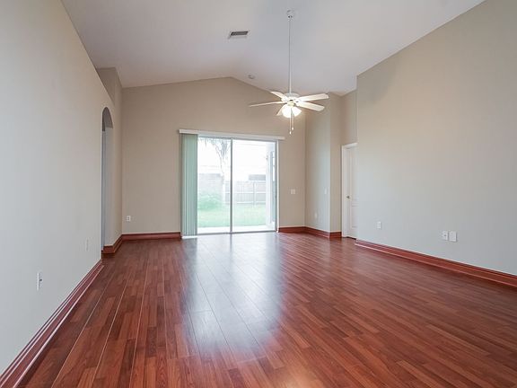 3rd image of 13045 Bridleford Dr