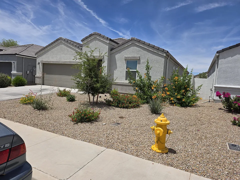 5082 E Diatomite Dr
