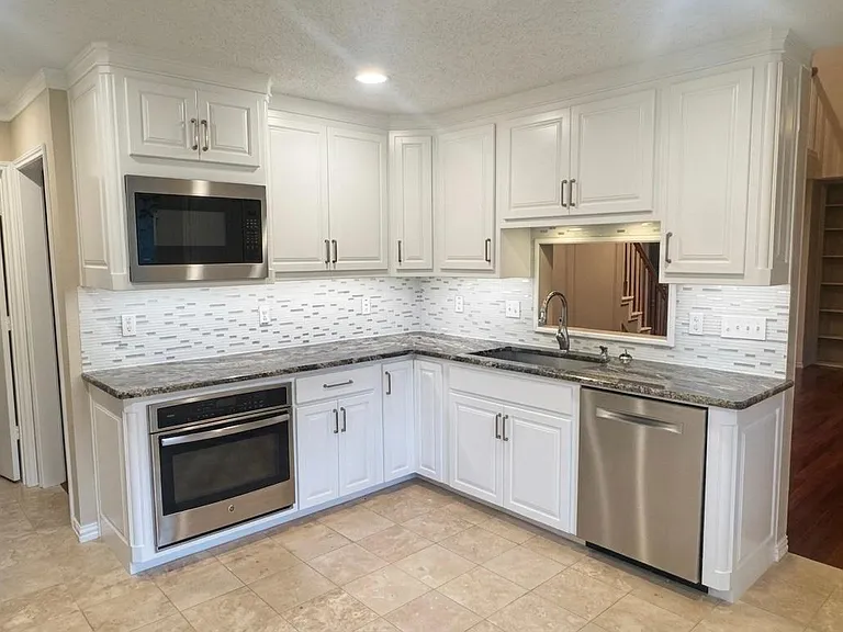6606 Cliffwood Ct — Photo 10