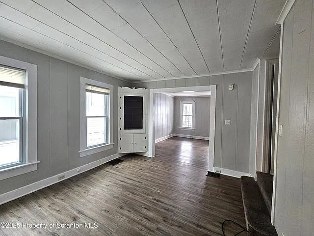 1045 Prescott Avenue - 1 — Photo 3