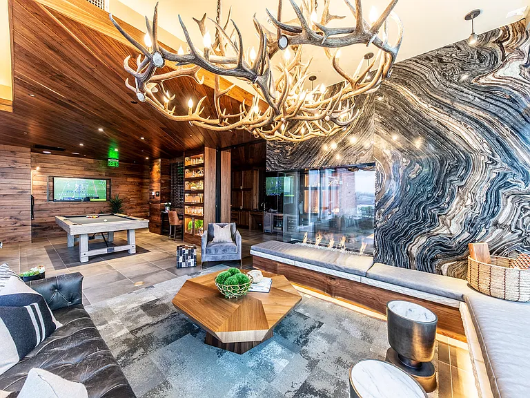 Club Room
