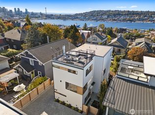 2214 Broadway East, A Condominium, Seattle, WA 98102