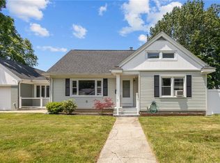 58 East St, West Warwick, RI 02893