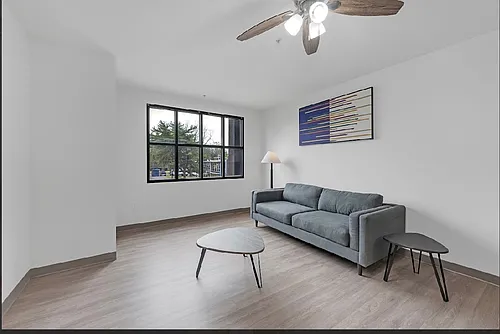 Floor plan 1 BR Apartments