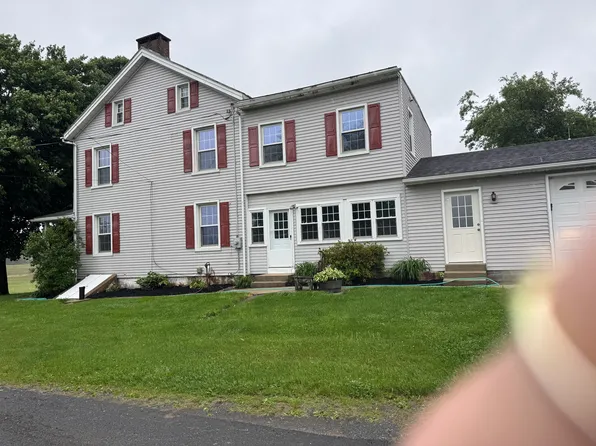 7 Strausstown Rd, Bethel, PA 19507