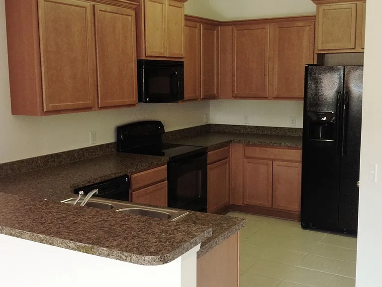 2300 Betsy Ross Ln #21A — Photo 7