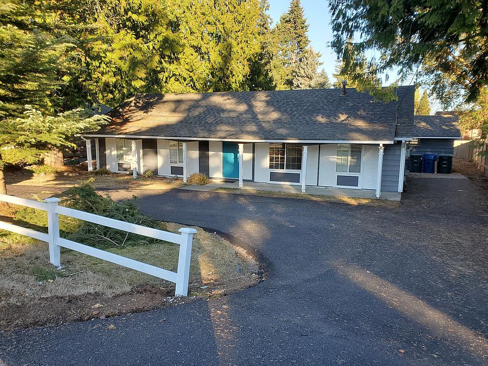 1st image of 6217 176th St SW