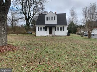 10439 Benchmark Rd, Fredericksburg, VA 22408