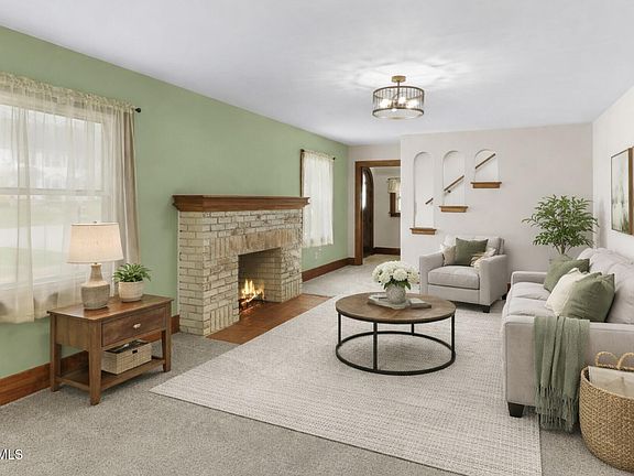5th image of 758 Barker Rd