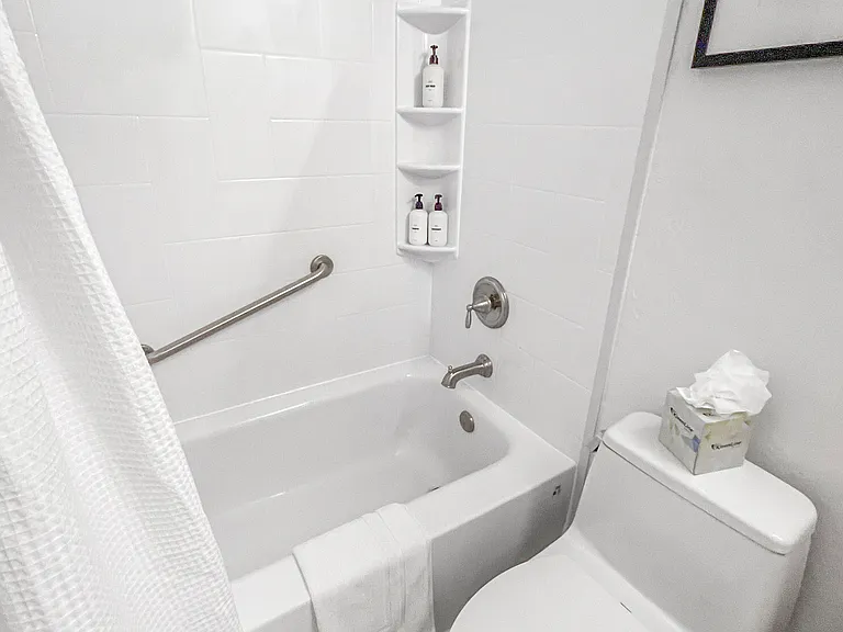 2000 Prospector Ave #409 — Photo 18