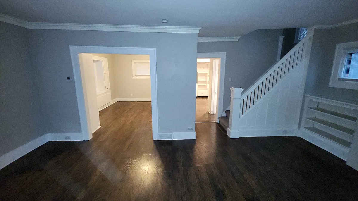 jpg - 119 Burton Ave