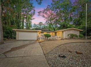 8 Hanover Ln, Conroe, TX 77304