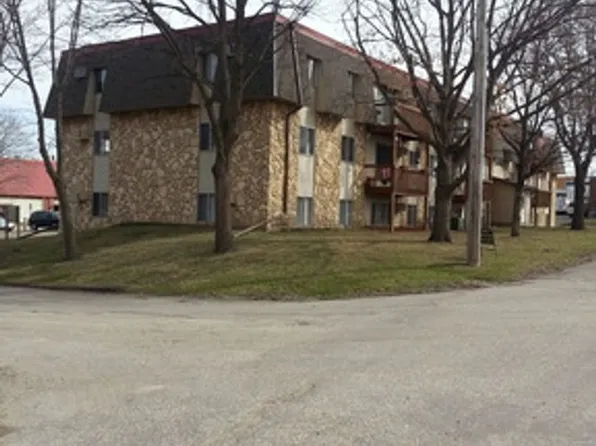Janeville Apartments
