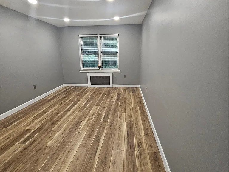 255 Bronx River Rd #4R — Photo 18