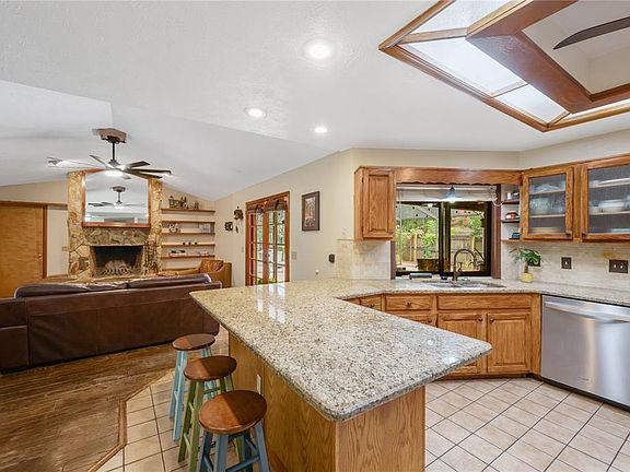 2nd image of 2109 Wheeler Oaks Dr