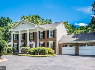 14945 Dumfries Rd, Manassas, VA 20112