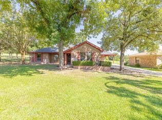 87 Fairway Dr, Hilltop Lakes, TX 77871