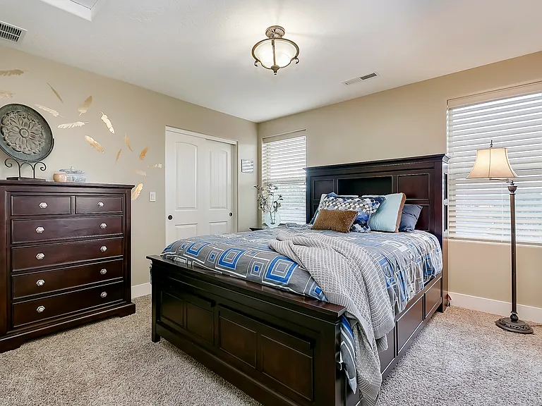 2893 S Brookwater Ln — Photo 20