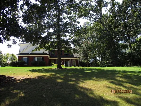 4403 Tall Hickory Trl, Gainesville, GA 30506