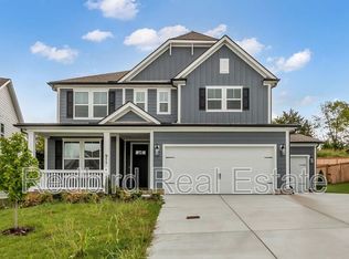 911 Heatherfield Ln, Spring Hill, TN 37174