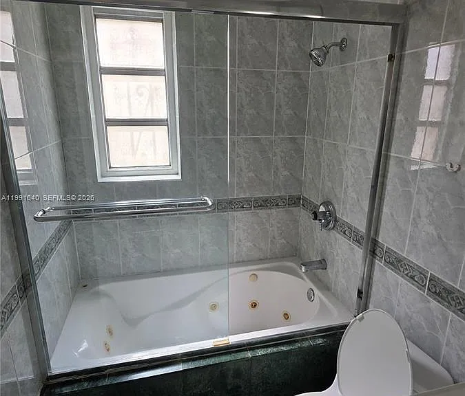 2114 Biarritz Dr #2 — Photo 5