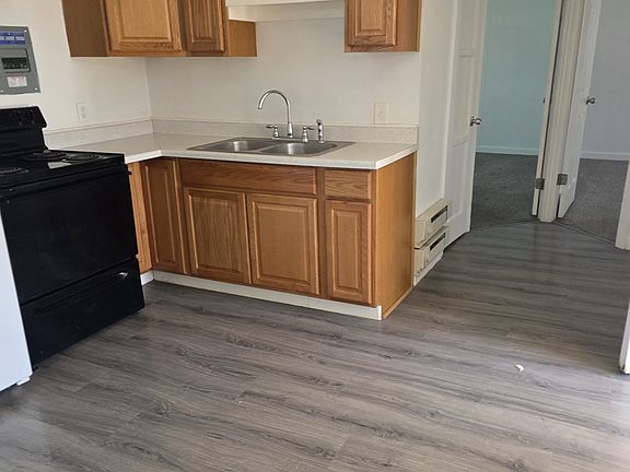 2nd image of 111 E Simplot Blvd Unit 5