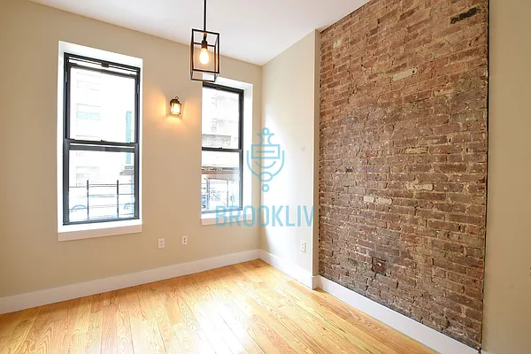 Rented by null | media 4