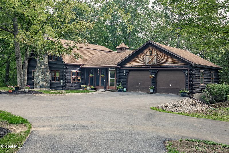 2nd image of 3080 Ridge Road