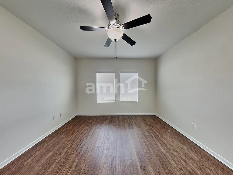 8714 Layalie Way — Photo 10