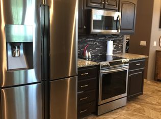 3169 W Knob Hill St, Springfield, MO 65810