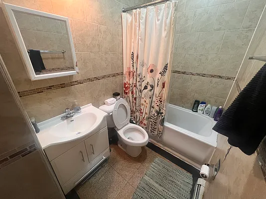 Rented by Brooklyn Group | media 6