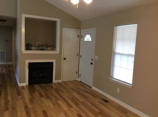 330 Windsong Dr, La Fayette, GA 30728