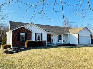 14 Jacks Cabin Dr, Defiance, MO