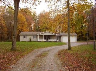 332 Fox Mine Rd, Jackson Center, PA 16133