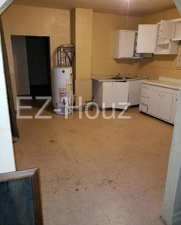 1st image of 19 Krupp Ave