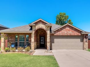 310 Fountain View Ln, Nevada, TX 75173