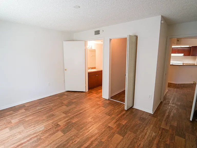 Homestead Colony Apartments — Photo 15