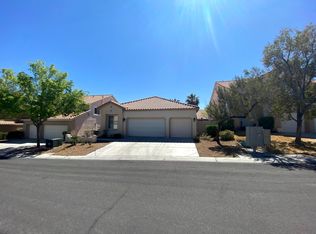 10305 Huxley Cross Ln, Las Vegas, NV 89144