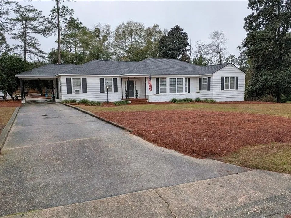 220 Dixie Dr