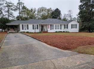 220 Dixie Dr, Moultrie, GA 31768