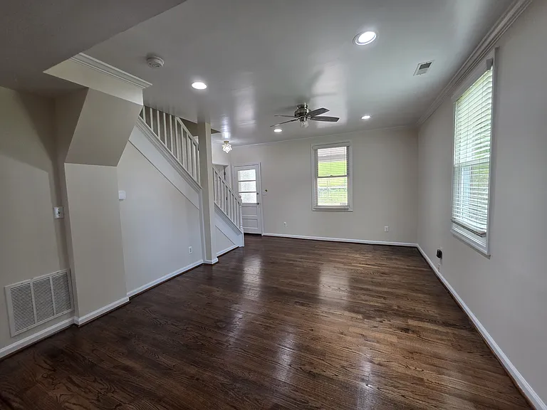 7516 Main St — Photo 5