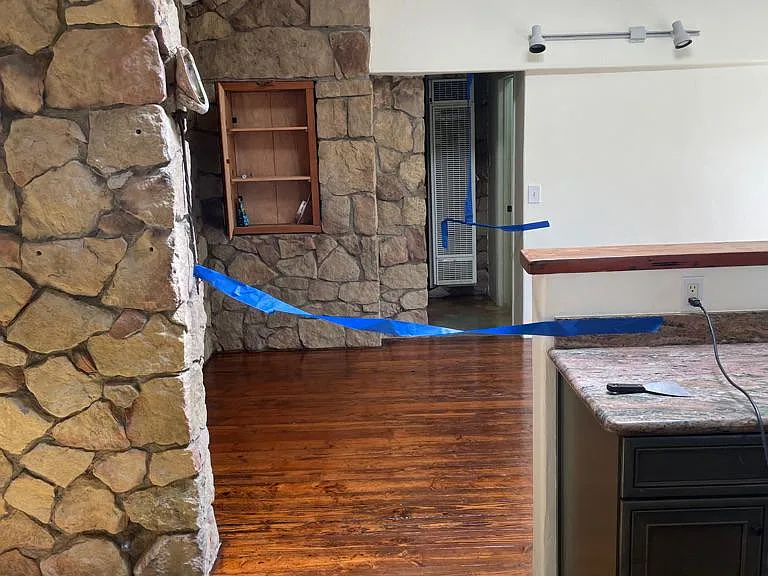 W Mountain Dr — Photo 16