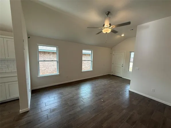 3000 NW 196th Pl, Edmond, OK 73012