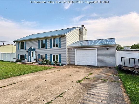 2nd image of 112 Bel Aire Dr