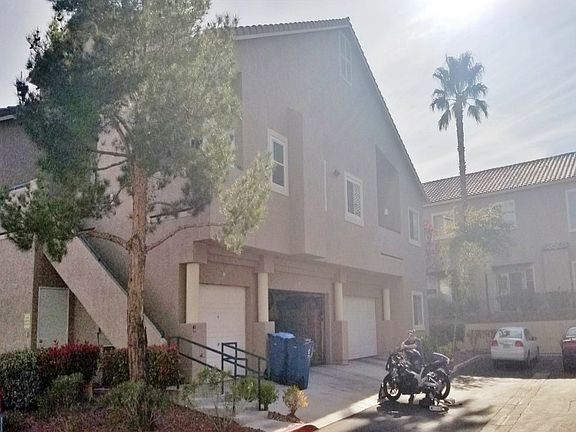 2nd image of 2053 Quartz Cliff St